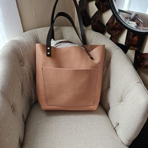 Quartz 🦄 Medium Classic Tote *sold*